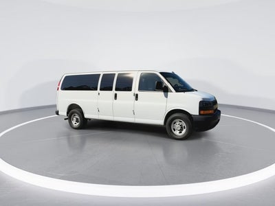 2025 Chevrolet Express 3500 LS Passenger
