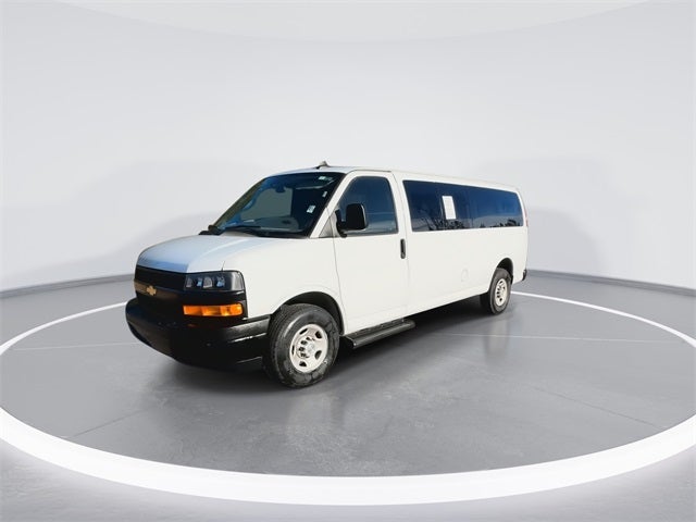 2023 Chevrolet Express 3500 LS Passenger