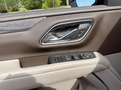 2023 GMC Yukon XL SLT