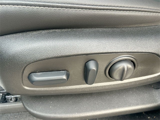 2024 Chevrolet Traverse Limited LT Leather