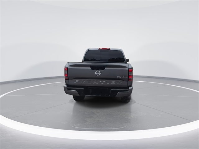 2024 Nissan Frontier SL