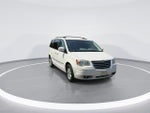 2010 Chrysler Town & Country Touring