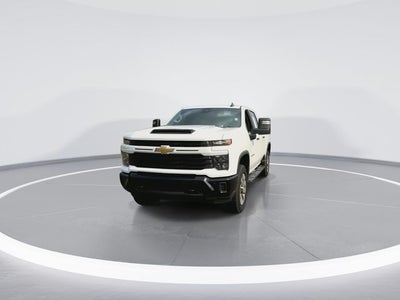 2026 Chevrolet Silverado 2500HD Custom