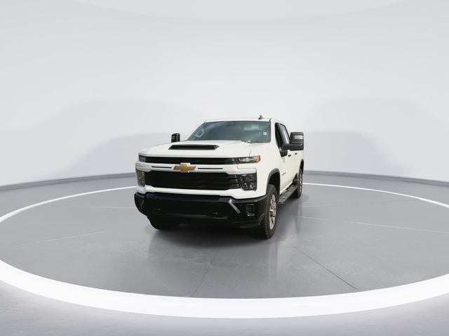 2026 Chevrolet Silverado 2500HD Custom
