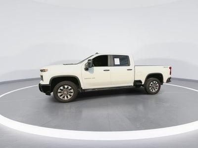 2026 Chevrolet Silverado 2500HD Custom