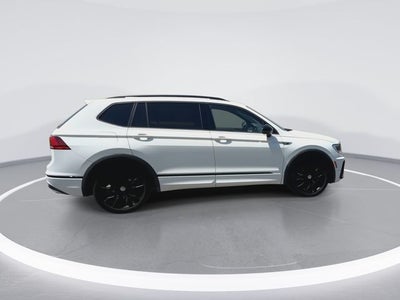 2021 Volkswagen Tiguan 2.0T SE R-Line Black