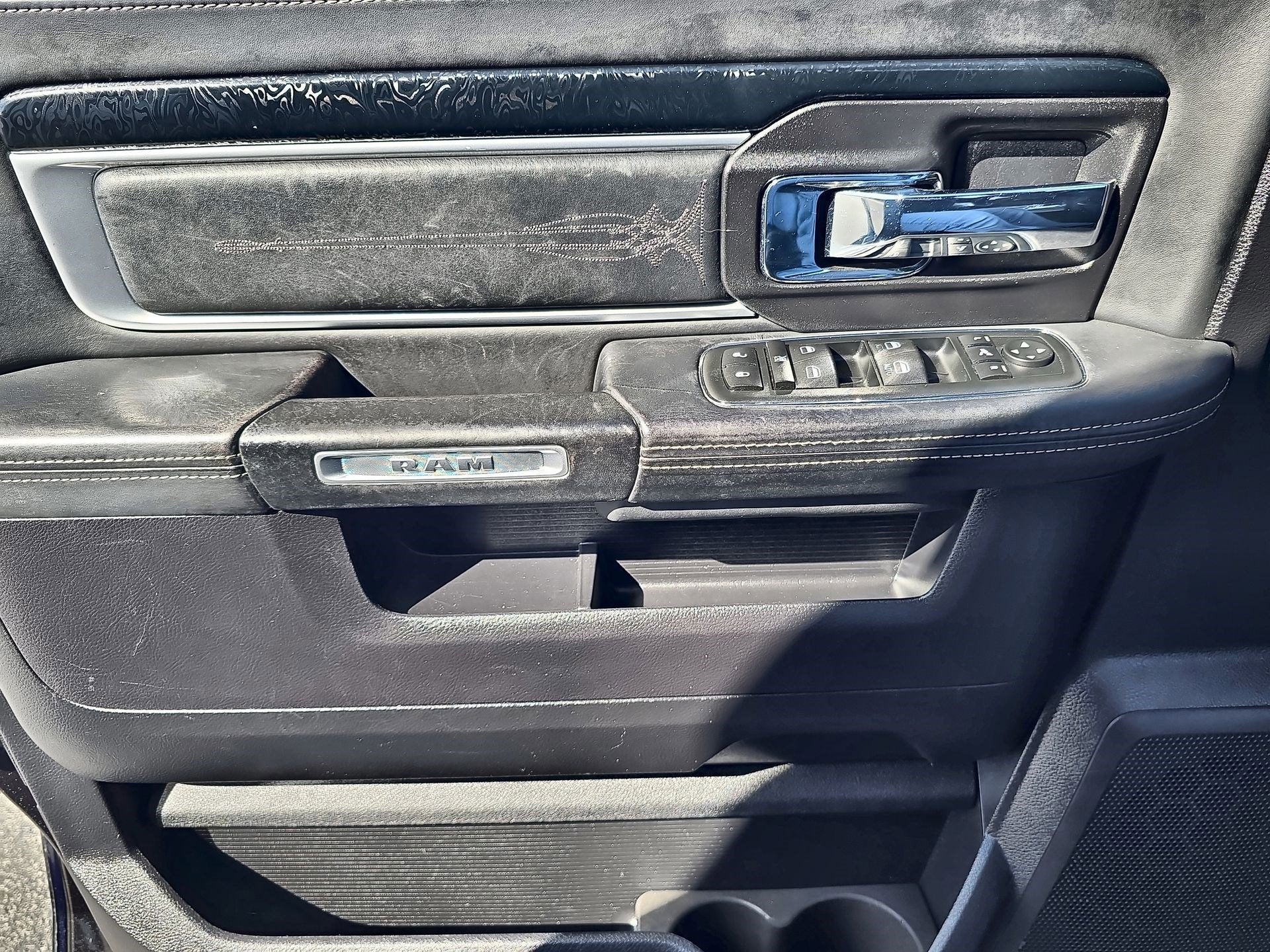 2015 RAM 1500 Laramie Limited 2.0