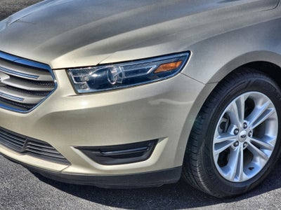 2018 Ford Taurus SEL