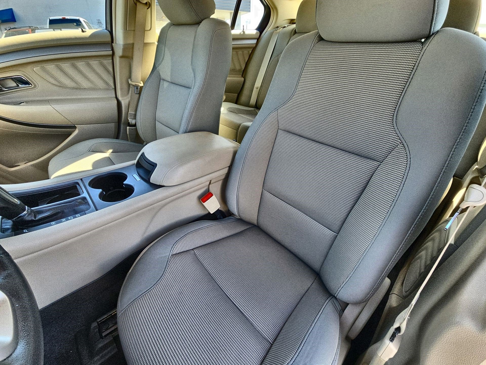 2018 Ford Taurus SEL