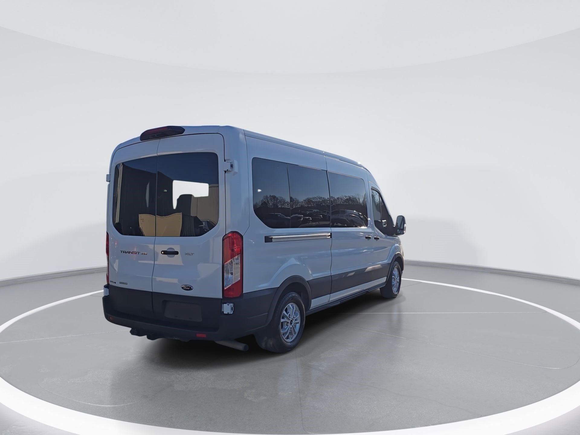 2021 Ford Transit Passenger Wagon XLT