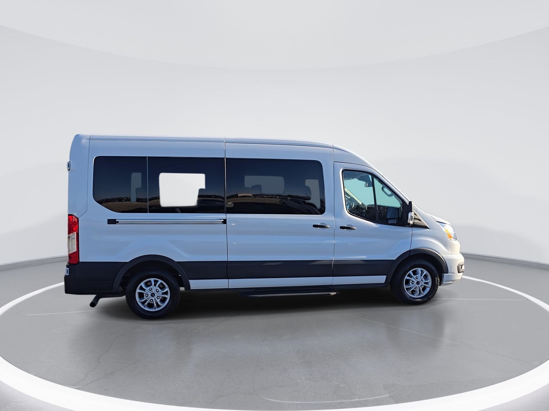 2021 Ford Transit Passenger Wagon XLT