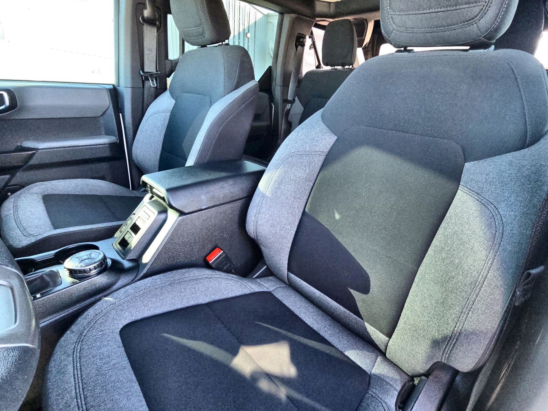 2021 Ford Bronco Base