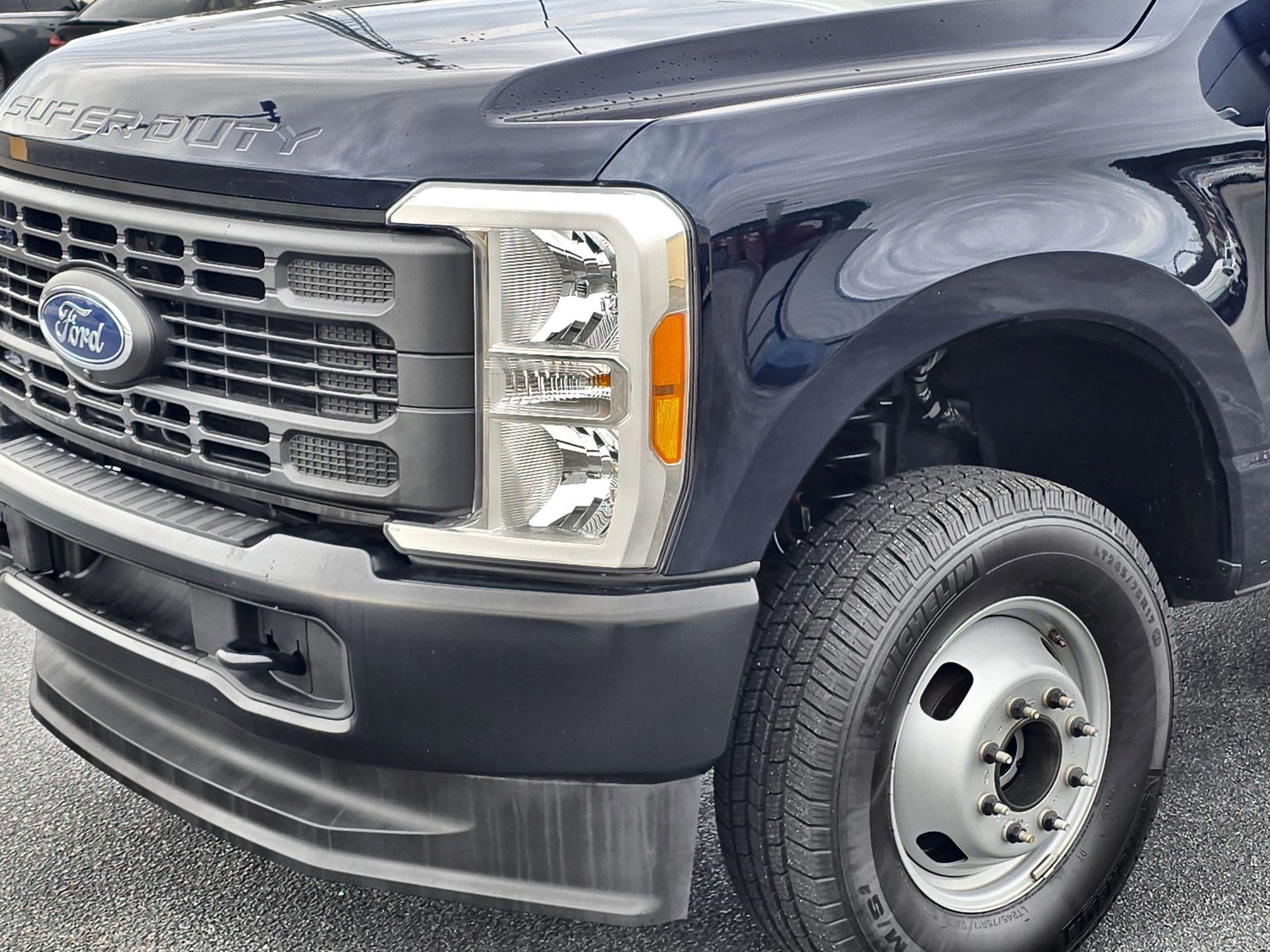 2023 Ford Super Duty F-350 DRW XL