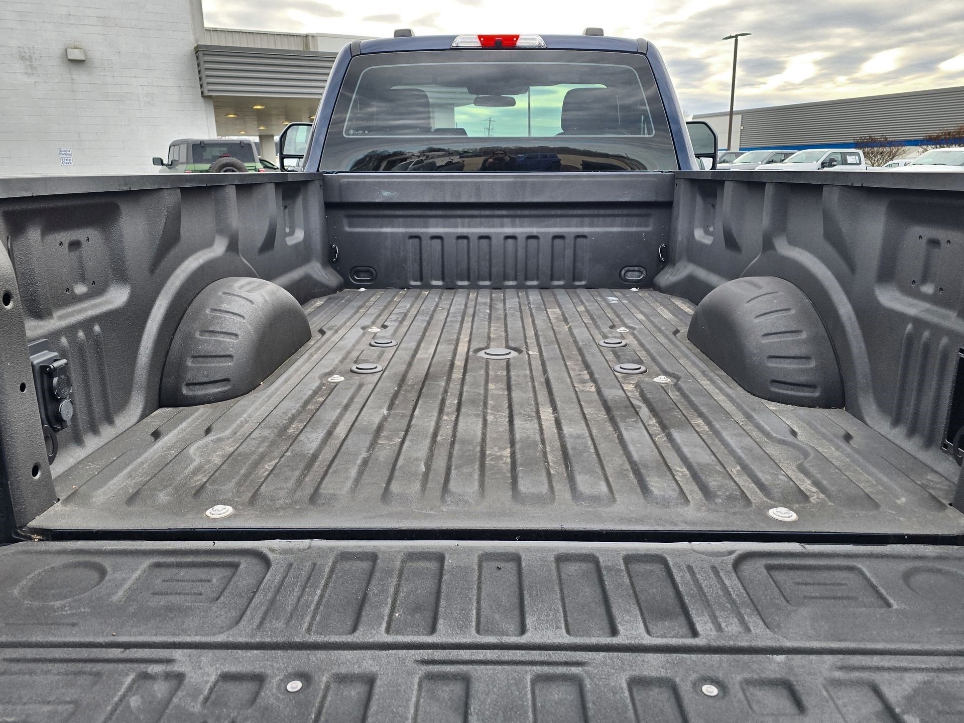 2023 Ford Super Duty F-350 DRW XL