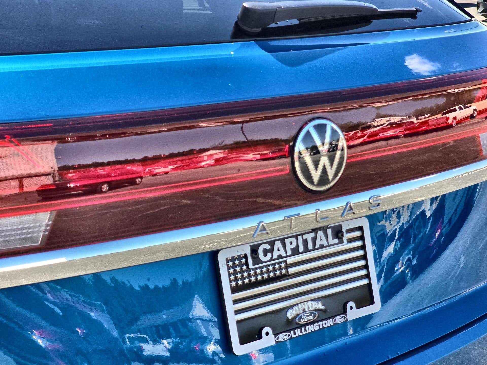 2024 Volkswagen Atlas Cross Sport 2.0T SE w/Technology