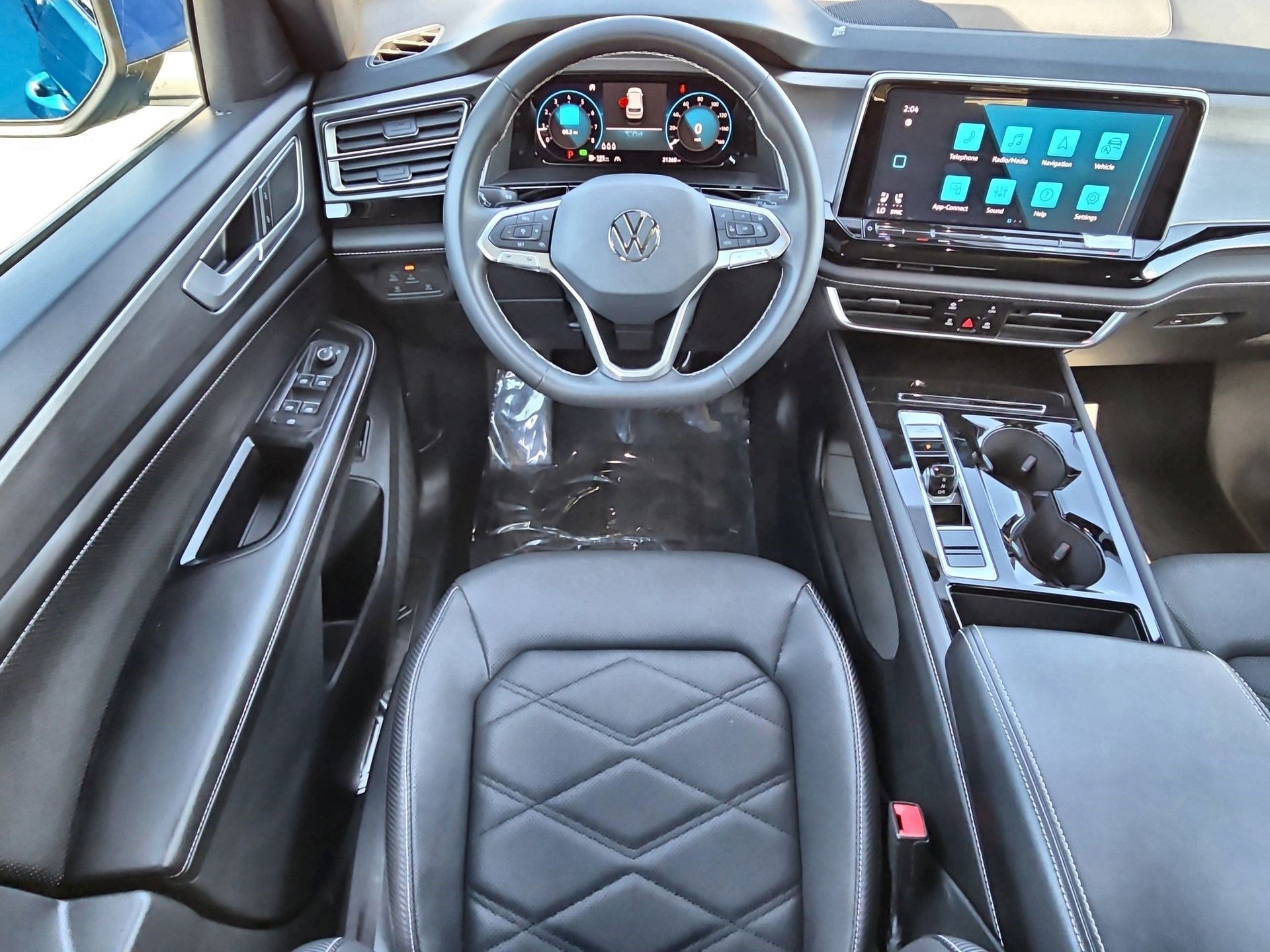 2024 Volkswagen Atlas Cross Sport 2.0T SE w/Technology