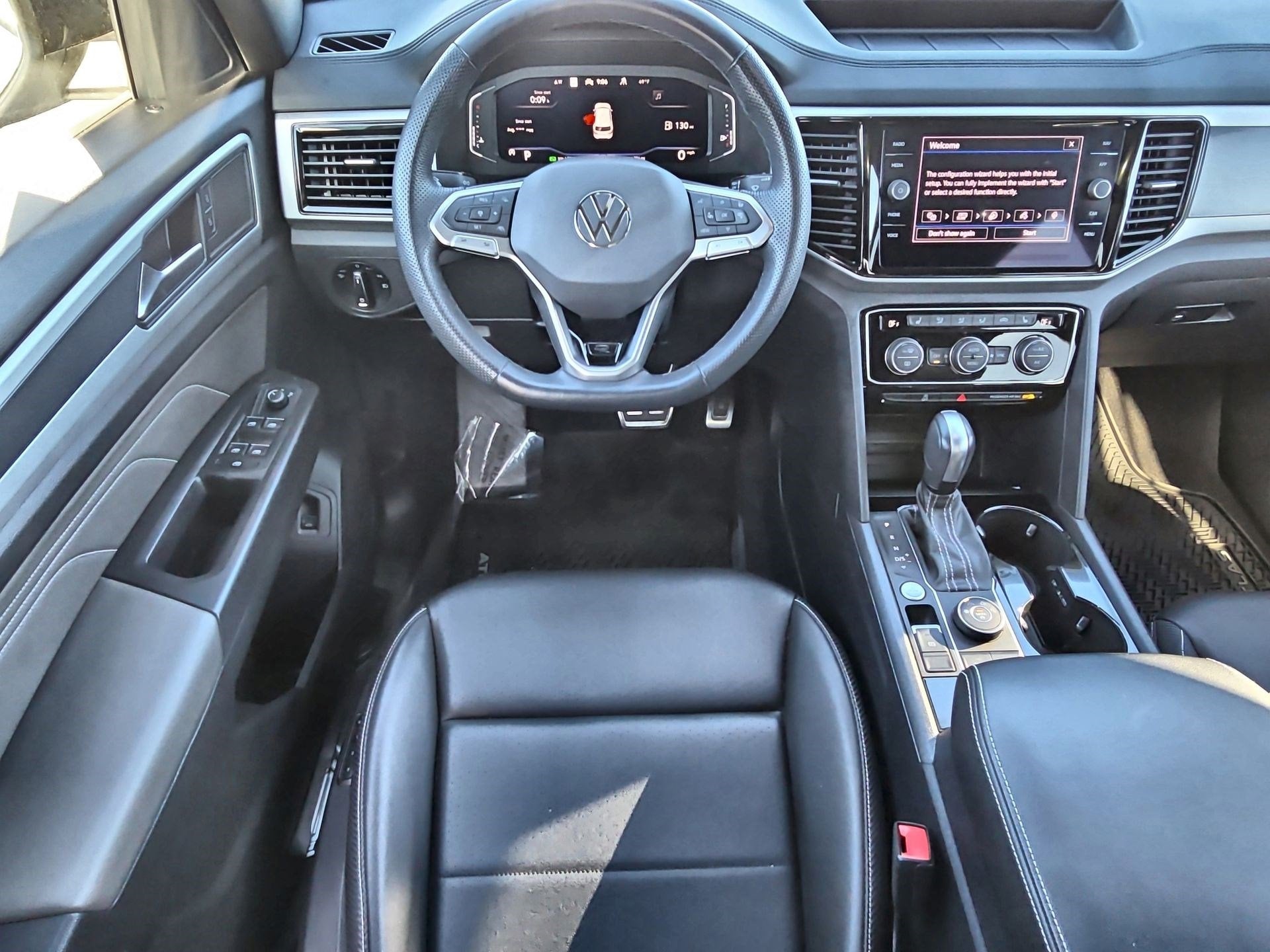 2023 Volkswagen Atlas Cross Sport 2.0T SEL R-Line Black