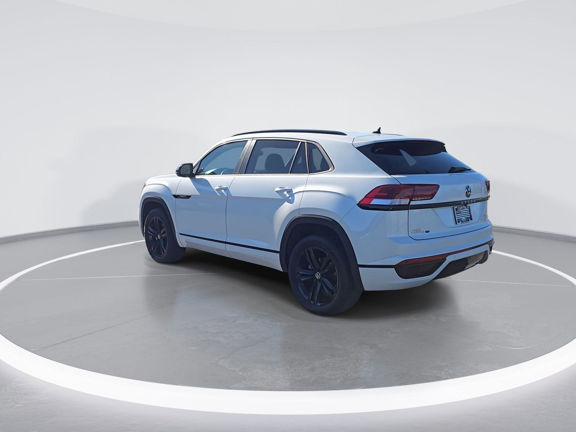 2023 Volkswagen Atlas Cross Sport 2.0T SEL R-Line Black