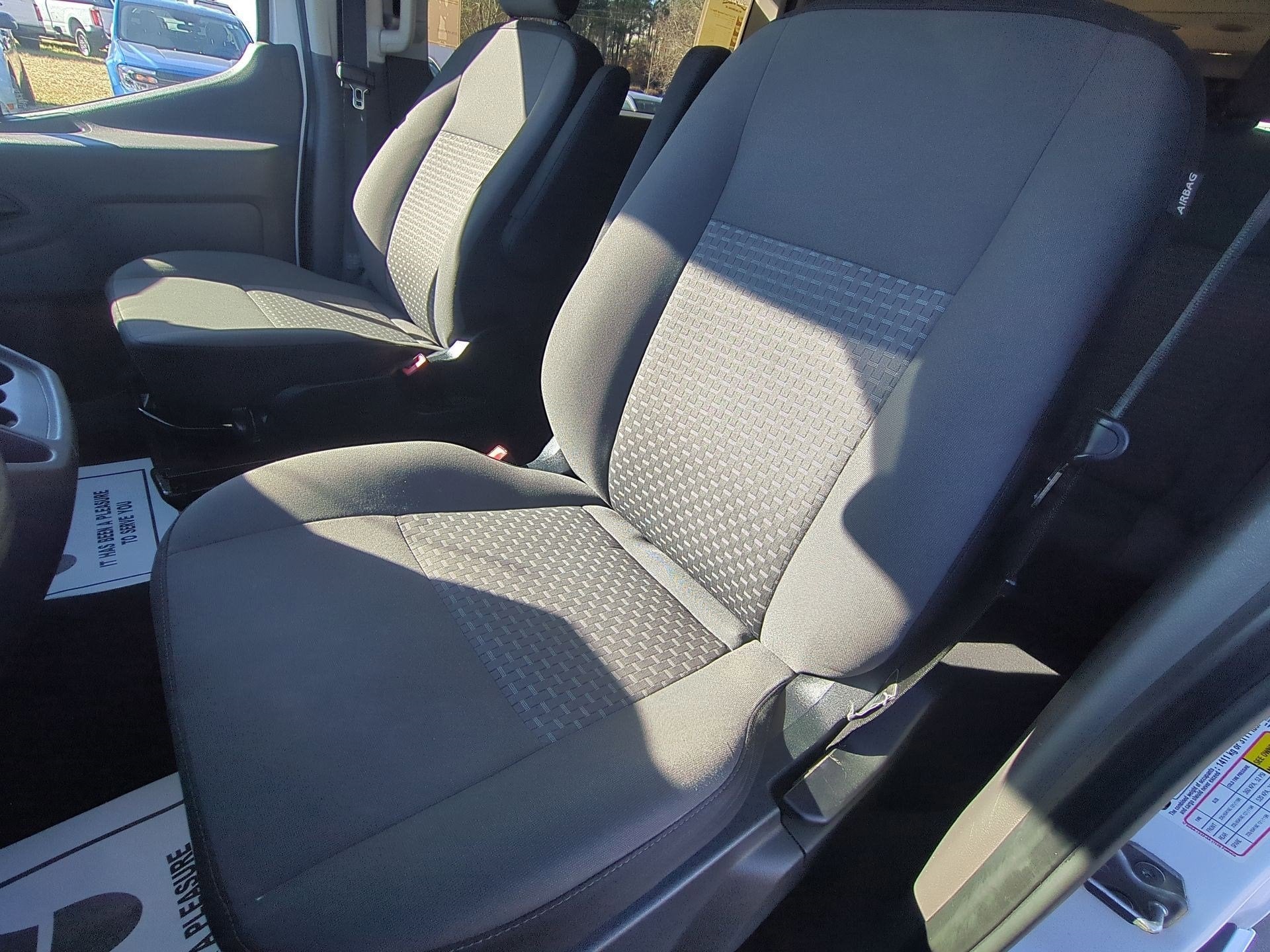 2022 Ford Transit Passenger Wagon XLT