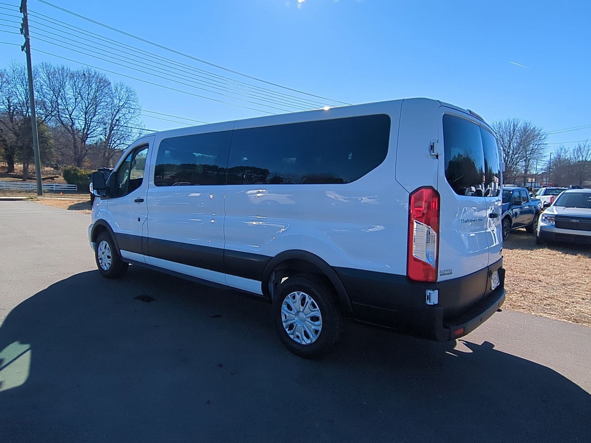 2022 Ford Transit Passenger Wagon XLT