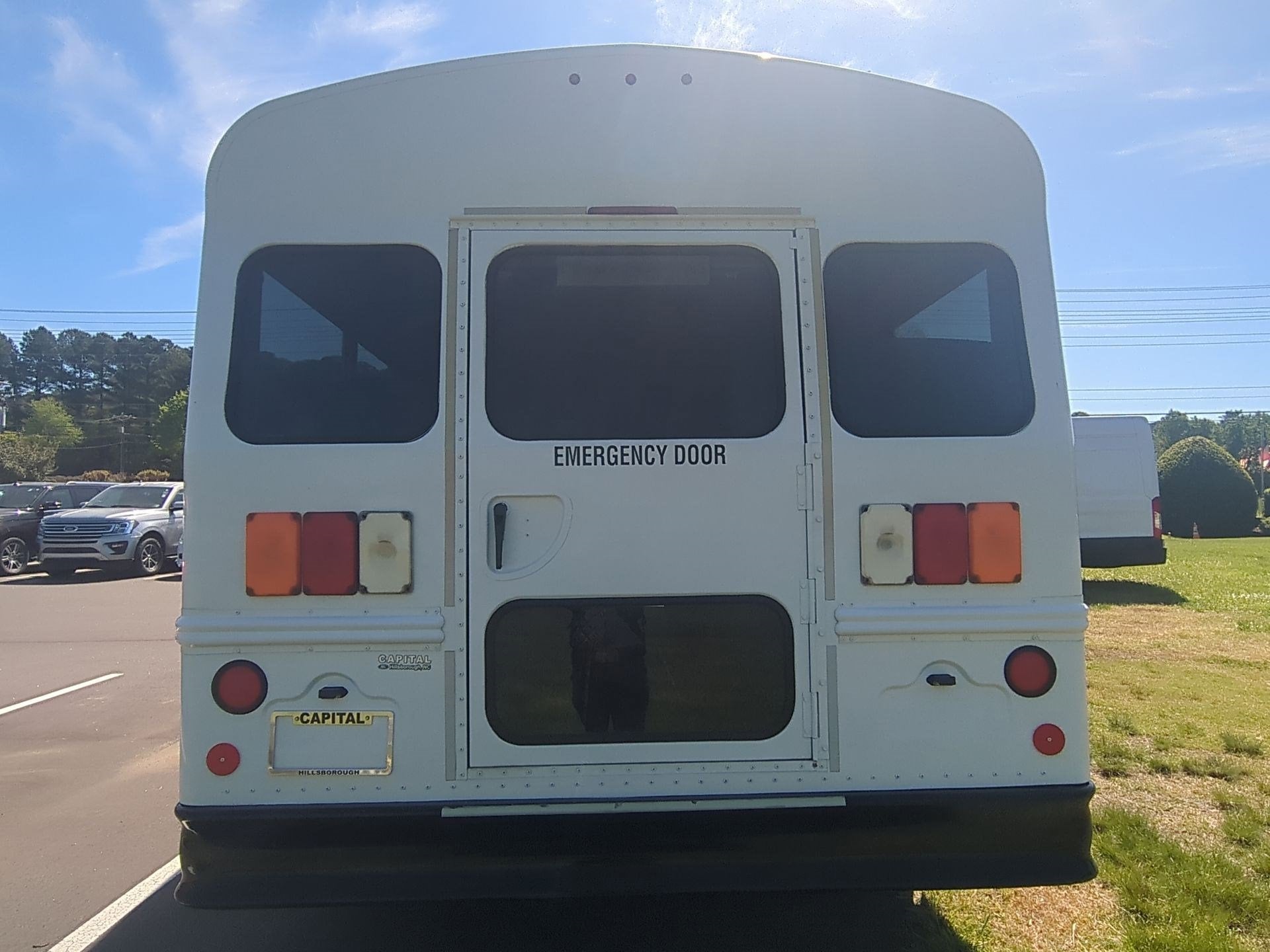 2011 Chevrolet Express Commercial Cutaway Work Van