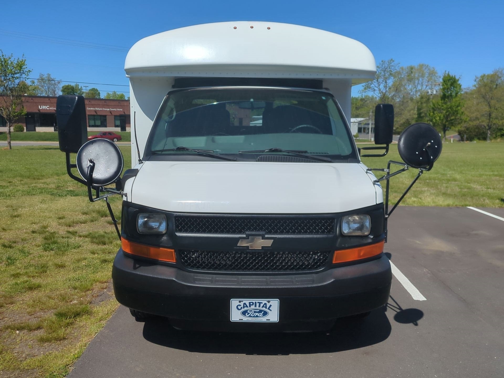 2011 Chevrolet Express Commercial Cutaway Work Van