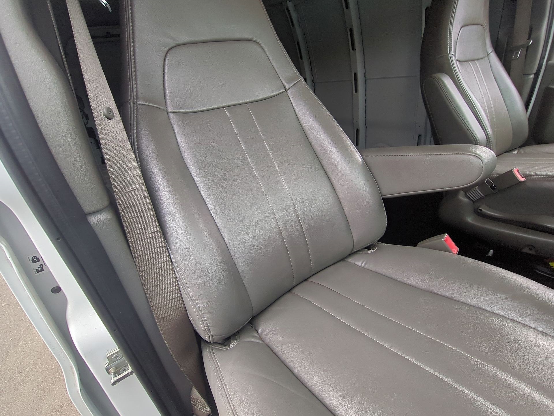 2023 Chevrolet Express Cargo Van Work Van