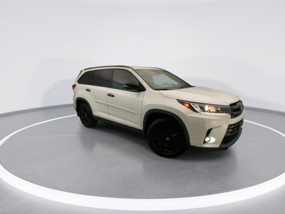 2019 Toyota Highlander SE