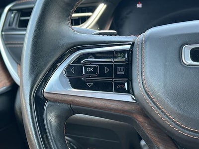 2022 Jeep Grand Cherokee Summit