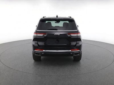 2022 Jeep Grand Cherokee Summit