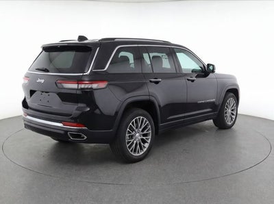 2022 Jeep Grand Cherokee Summit