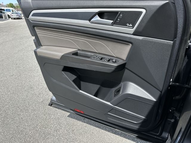 2022 Volkswagen Atlas 3.6L V6 SEL Premium R-Line