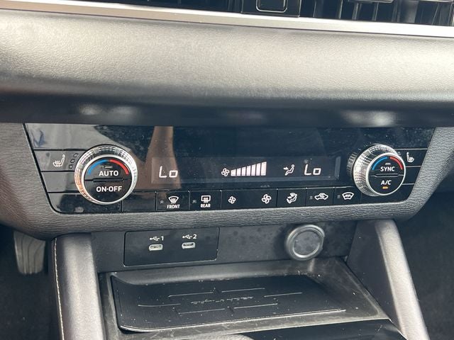 2025 Mitsubishi Outlander ES