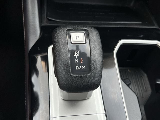2025 Mitsubishi Outlander ES