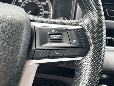2025 Mitsubishi Outlander ES