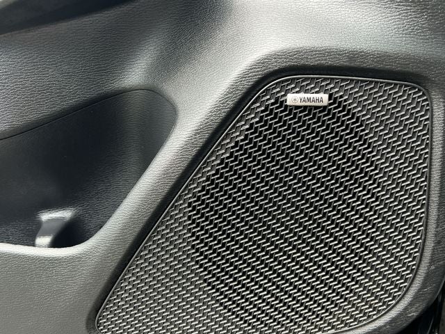 2025 Mitsubishi Outlander ES