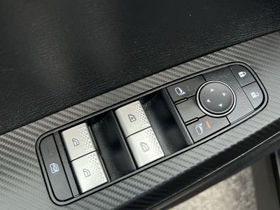 2025 Mitsubishi Outlander ES