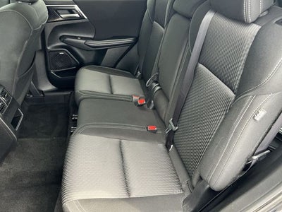 2025 Mitsubishi Outlander ES