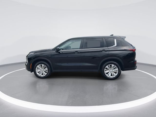 2025 Mitsubishi Outlander ES