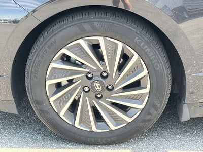 2025 Hyundai Sonata Hybrid Limited