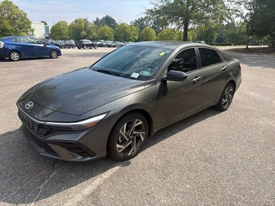 2025 Hyundai Elantra SEL Sport