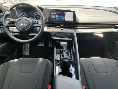 2025 Hyundai Elantra Hybrid SEL Sport