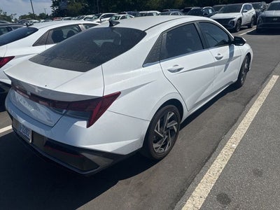 2025 Hyundai Elantra Hybrid Limited