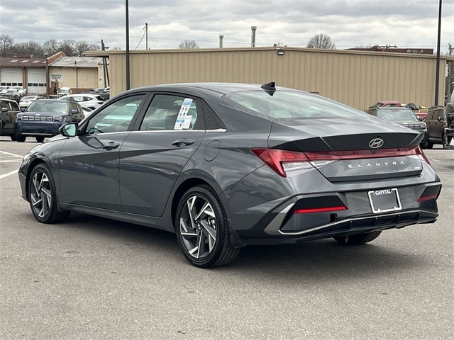 2025 Hyundai Elantra Hybrid Limited