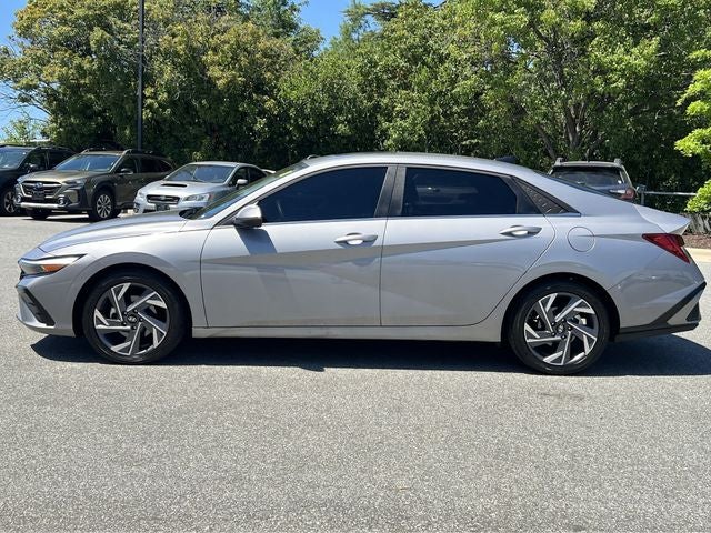 2025 Hyundai Elantra Limited