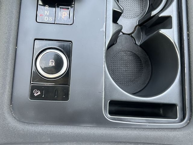 2024 Land Rover Discovery S