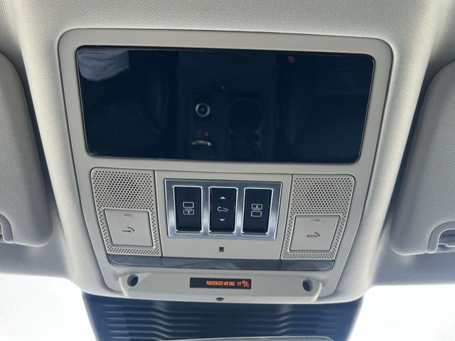 2024 Land Rover Discovery S