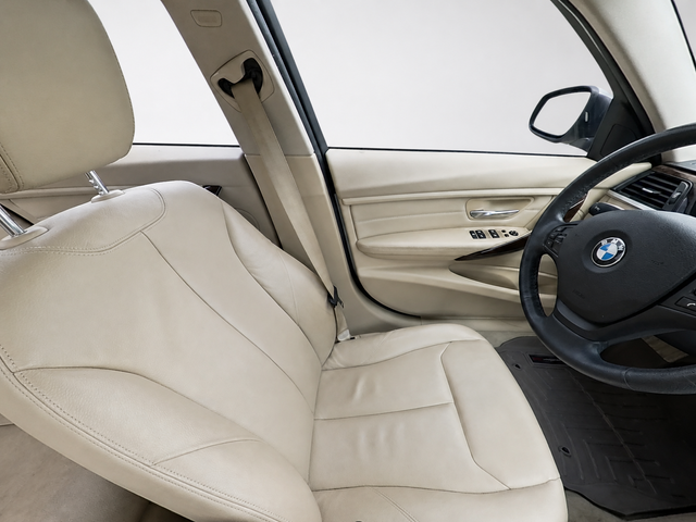 2014 BMW 3 Series 320i xDrive