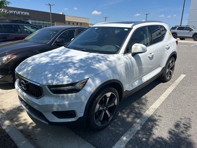 2019 Volvo XC40 T5 Inscription