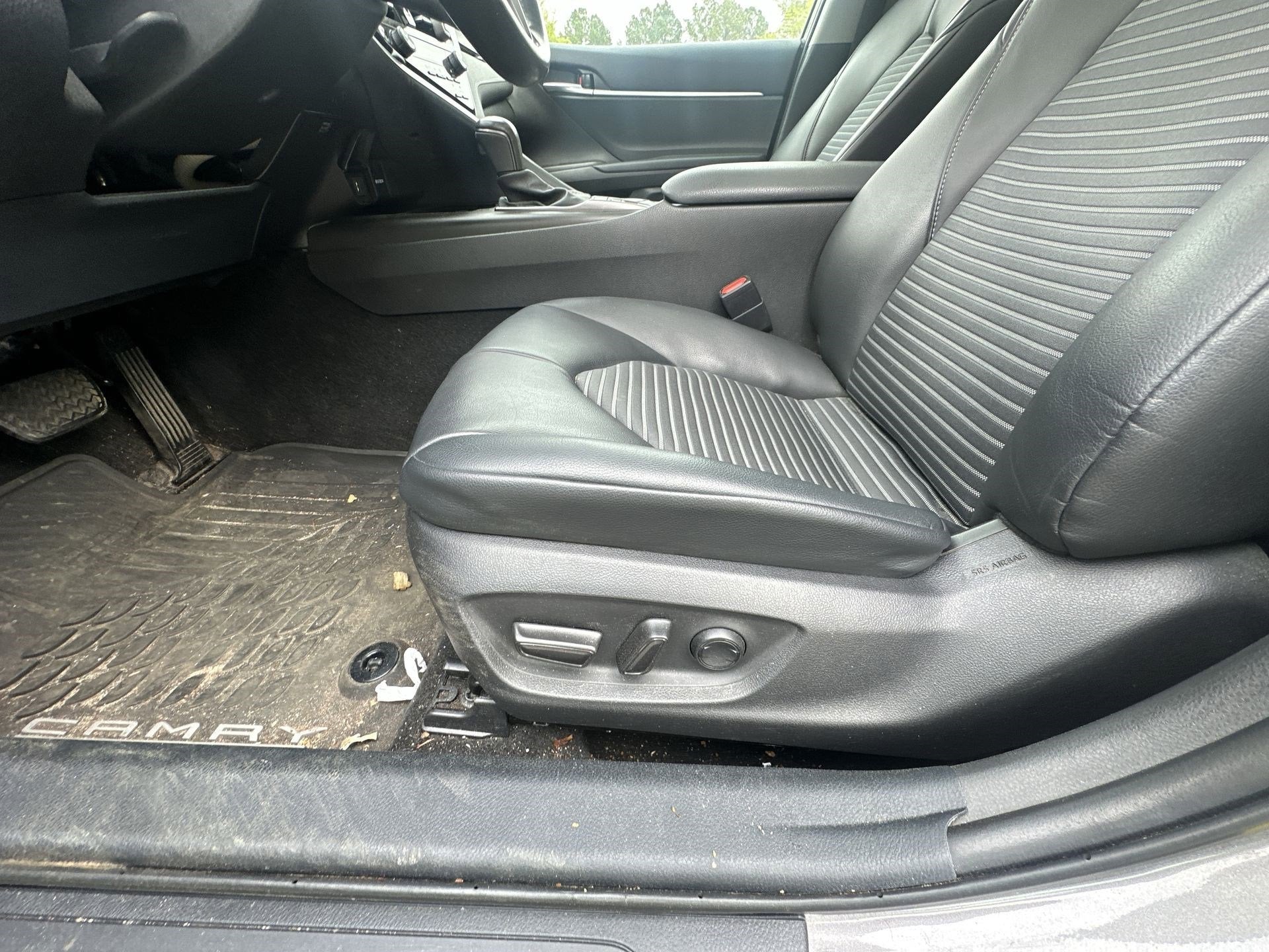 2021 Toyota Camry Hybrid SE